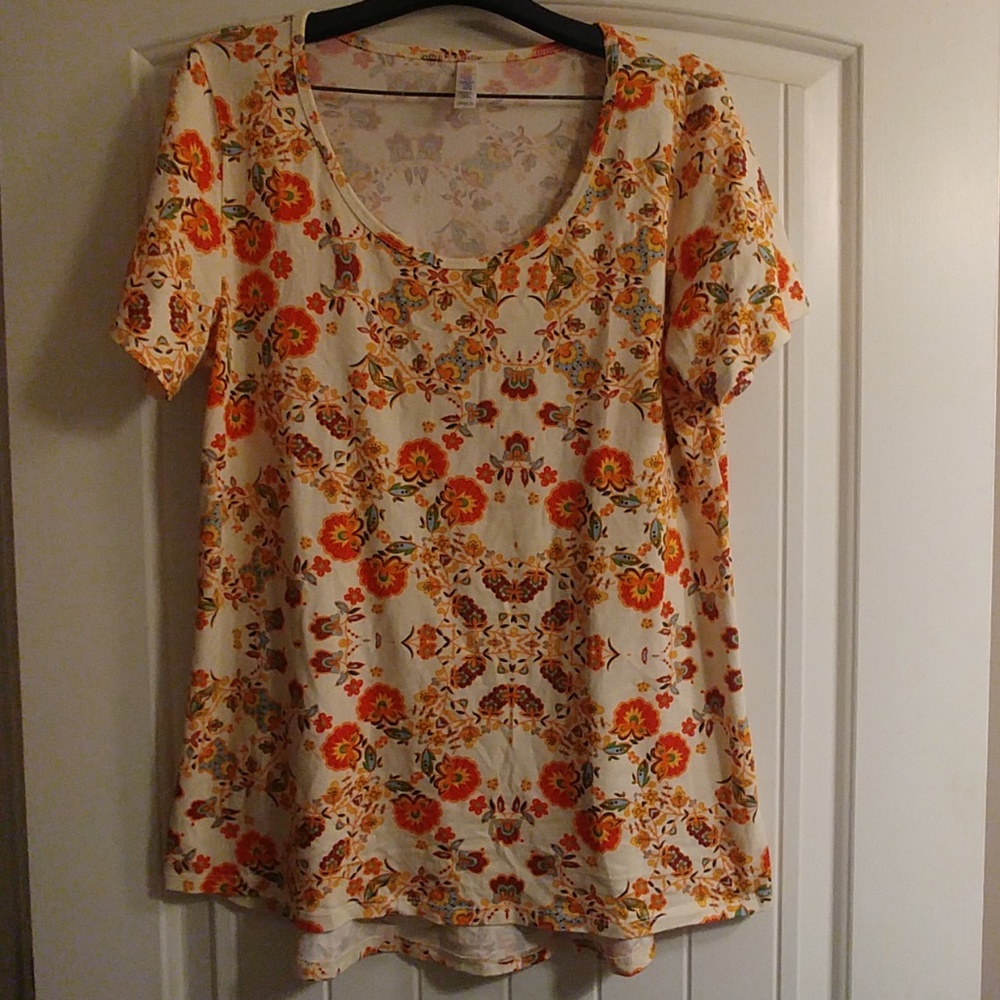 Lularoe Top 🌼